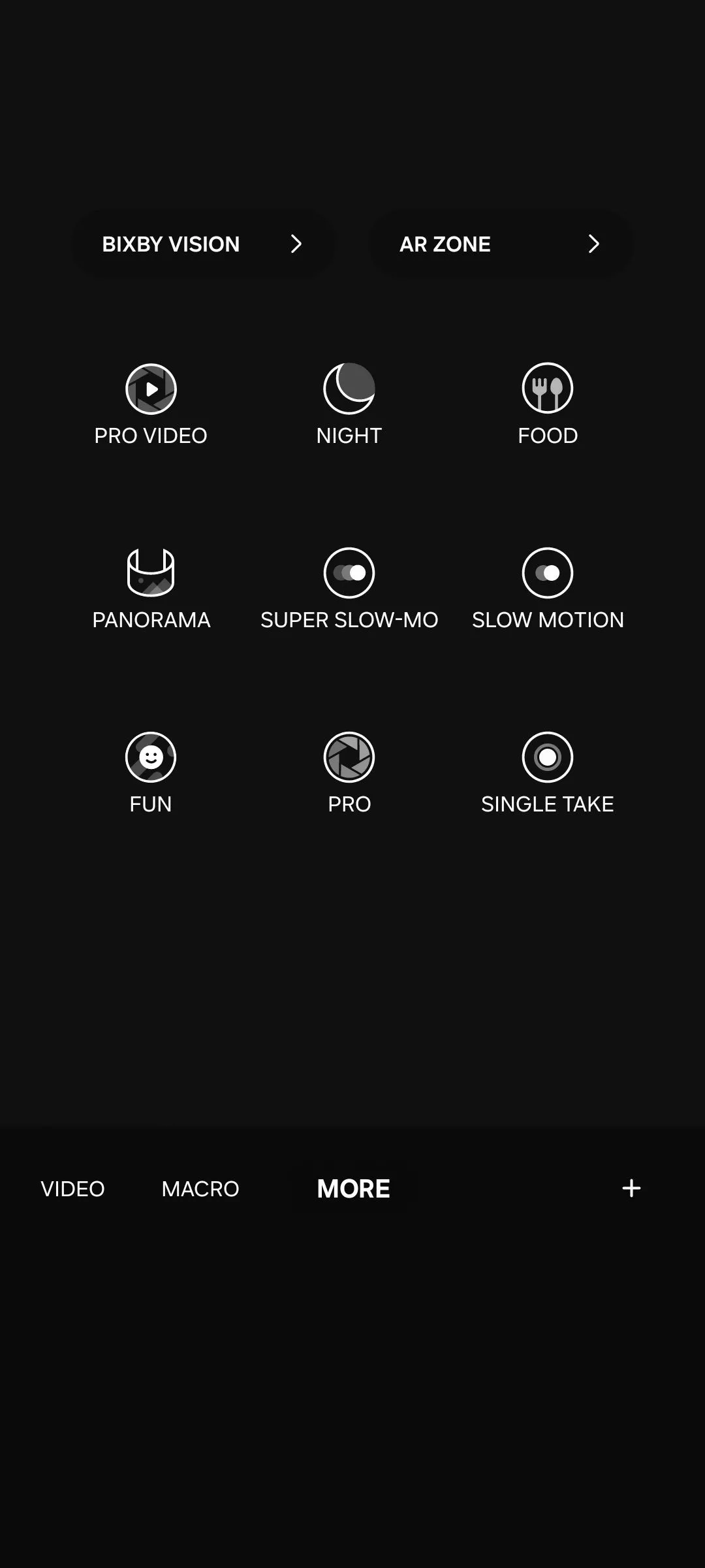 Các chế độ chụp ảnh khác nhau trên ứng dụng camera Samsung, hiển thị tab Thêm để truy cập Pro Mode