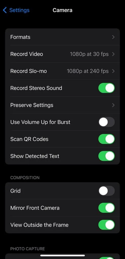 Cài đặt định dạng ảnh trong ứng dụng Cài đặt của iPhone, nơi bật tính năng Apple ProRAW