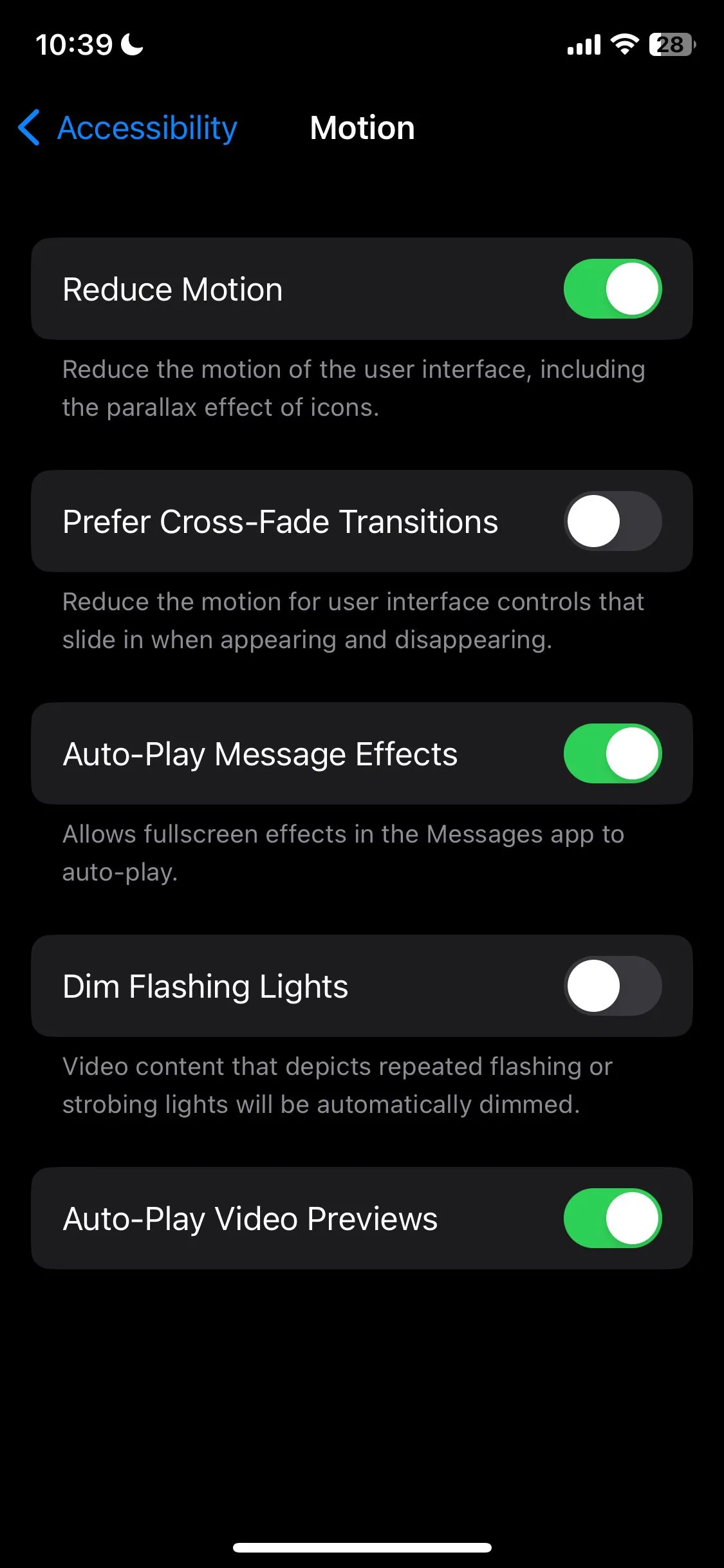 Cài đặt Giảm chuyển động (Reduce Motion) trong phần Thị giác (Vision) của Trợ năng trên iPhone.