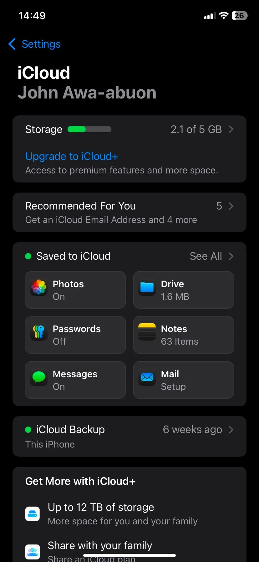 Cài đặt iCloud Photos trên iOS, hiển thị tùy chọn &quot;Tối ưu hóa dung lượng iPhone&quot; để lưu trữ ảnh và video lên iCloud, tiết kiệm bộ nhớ.