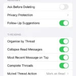 Cài đặt quyền riêng tư của Apple Mail trên iPhone, hiển thị tùy chọn bảo vệ thư mục và ẩn địa chỉ IP.