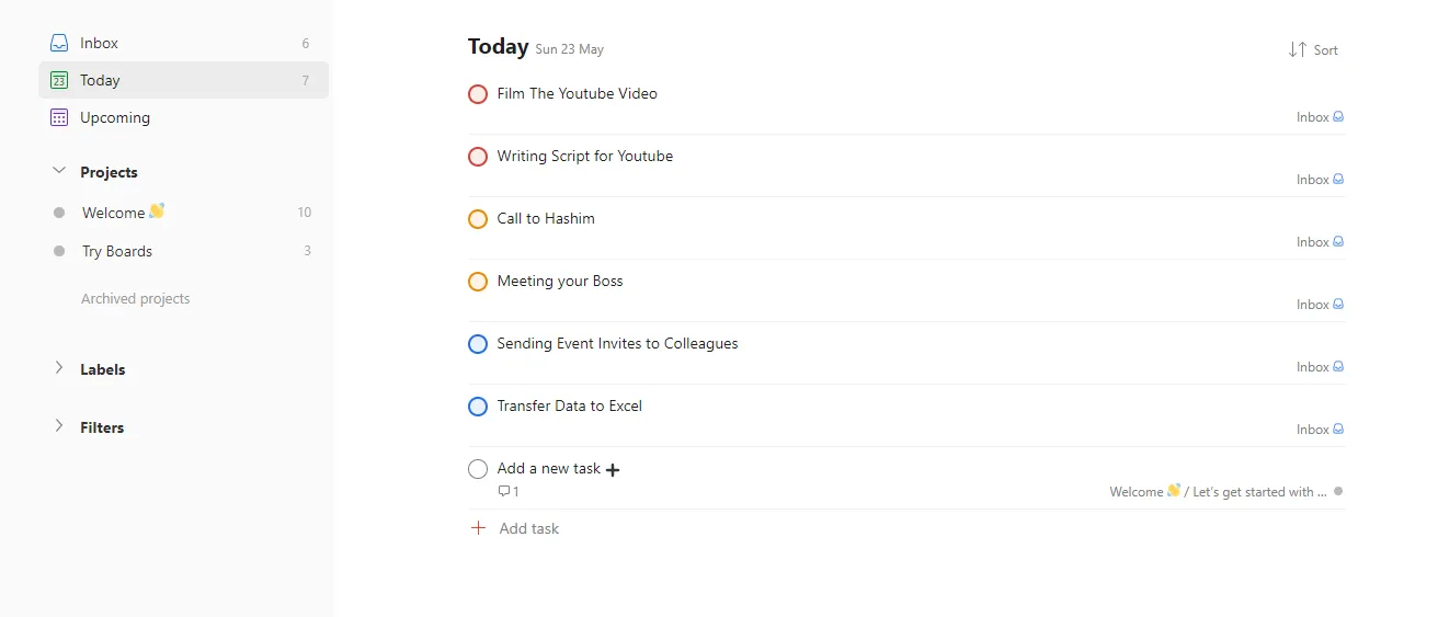Cài đặt ưu tiên nhiệm vụ cấp thấp nhất trong ứng dụng Todoist, minh họa việc quản lý danh sách công việc.