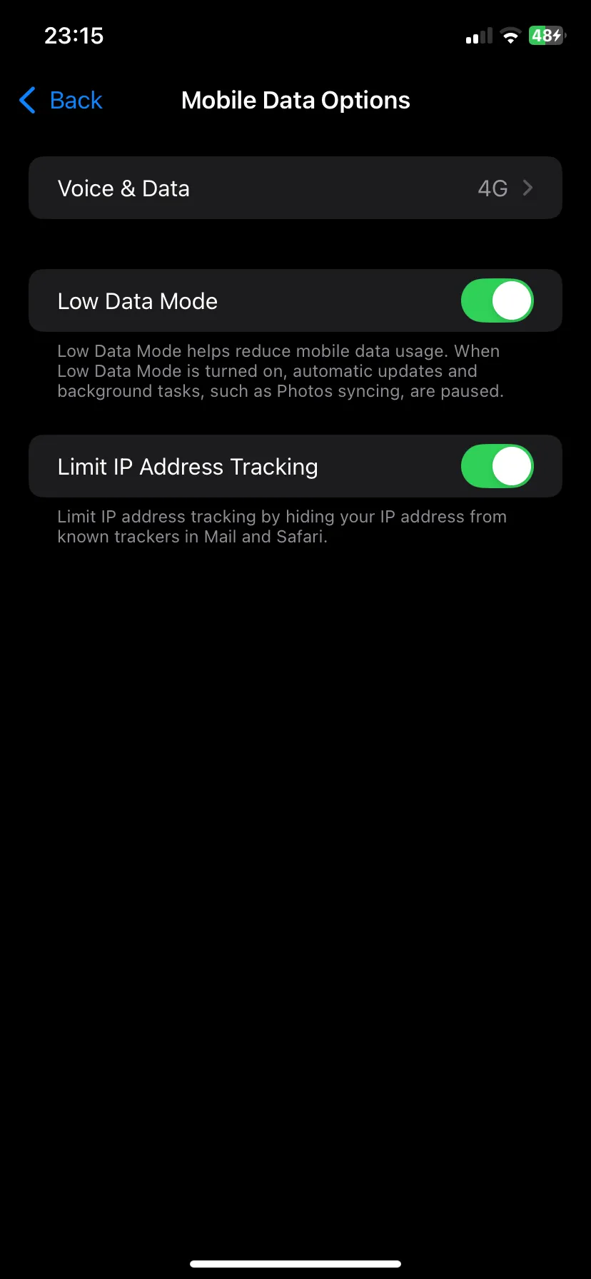 Chế độ dữ liệu thấp đã được bật trong cài đặt iOS giúp tiết kiệm dung lượng