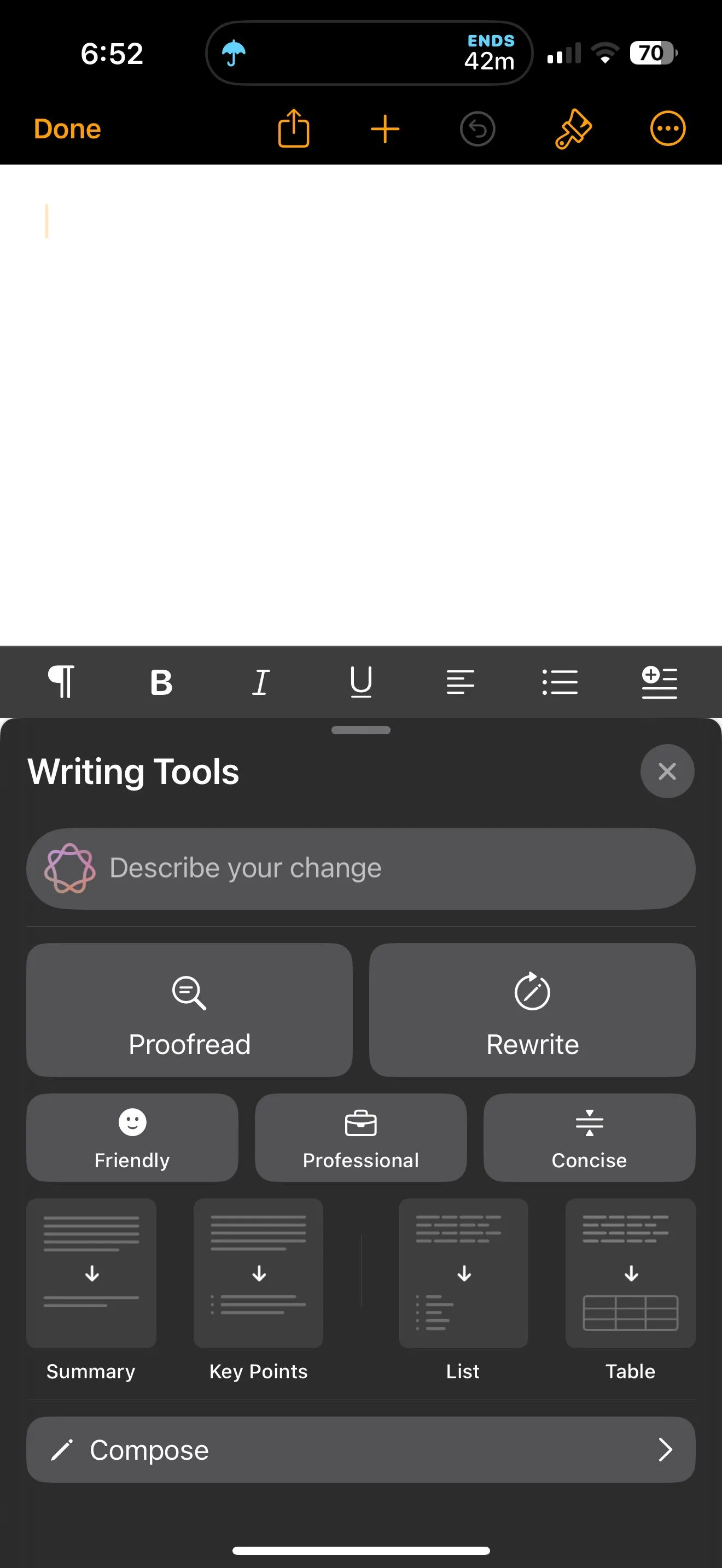 Công cụ viết nâng cao trong iOS 18.2 hiển thị các tùy chọn
