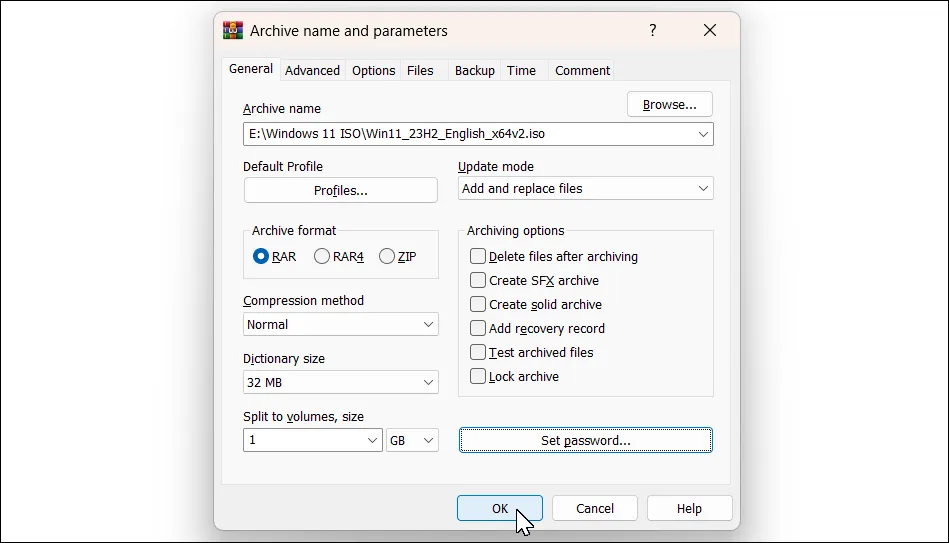 Cửa sổ Add to archive của WinRAR trên Windows 11 với tùy chọn Split to Volume