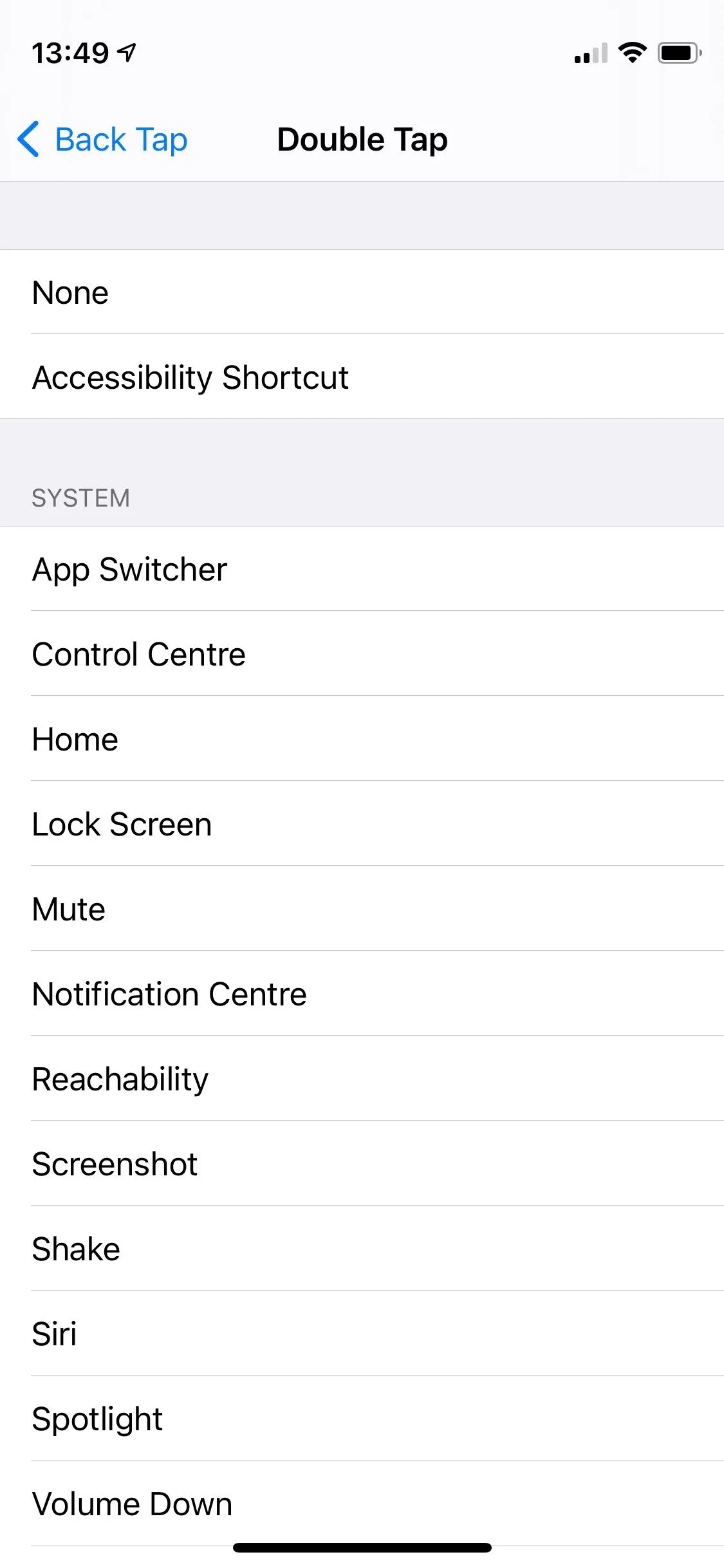 Danh sách các tùy chọn hành động cho thao tác chạm hai lần mặt lưng iPhone, bao gồm Chụp ảnh màn hình