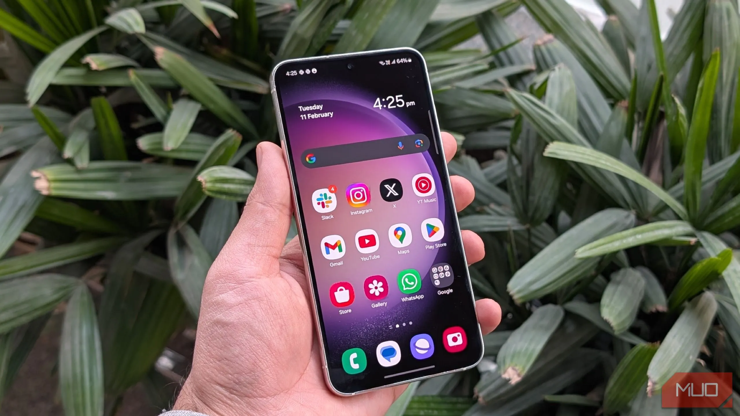 Điện thoại Samsung Galaxy S23 màu đen