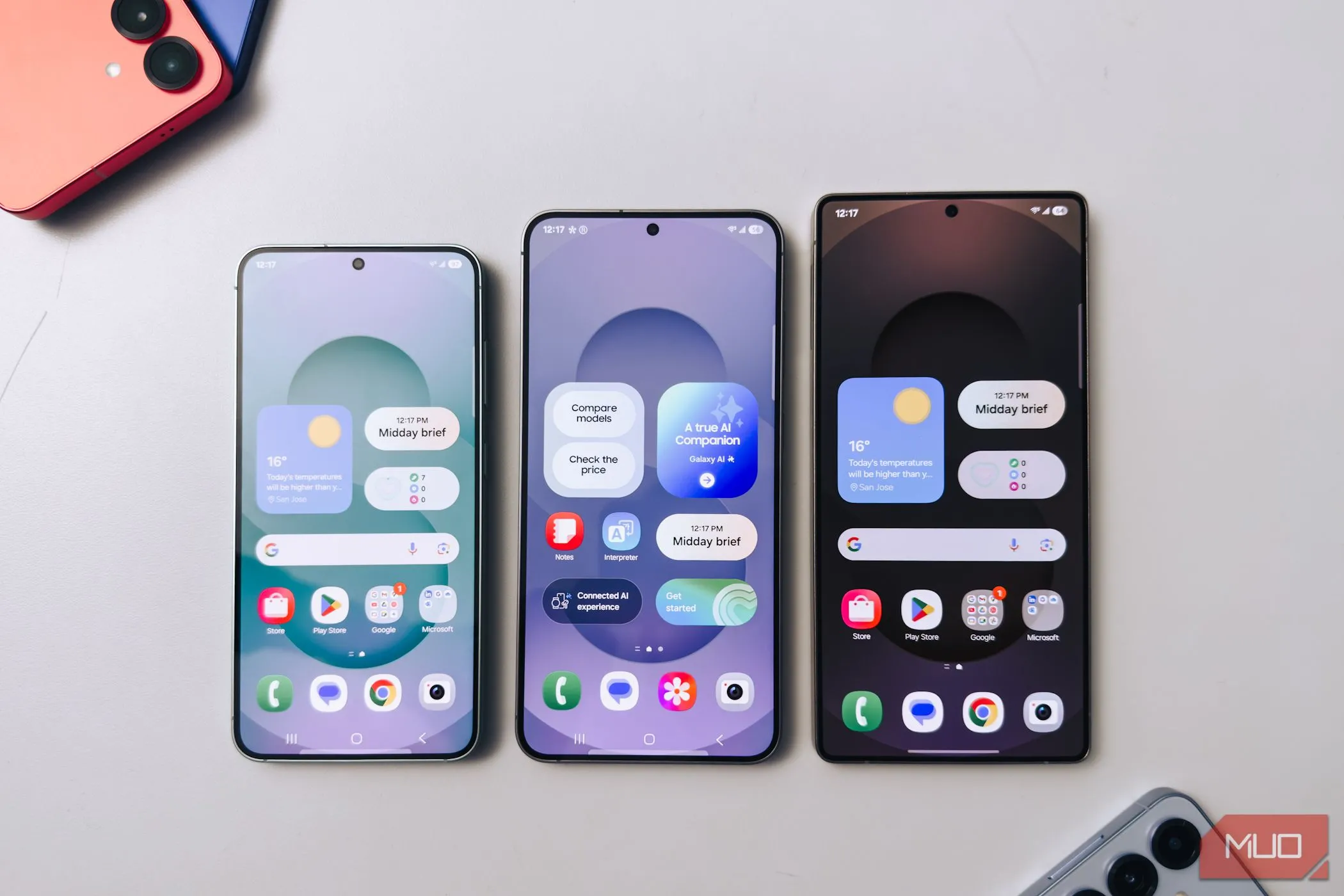 Dòng điện thoại Samsung Galaxy S25, đại diện cho các mẫu flagship chạy One UI đầy đủ tính năng