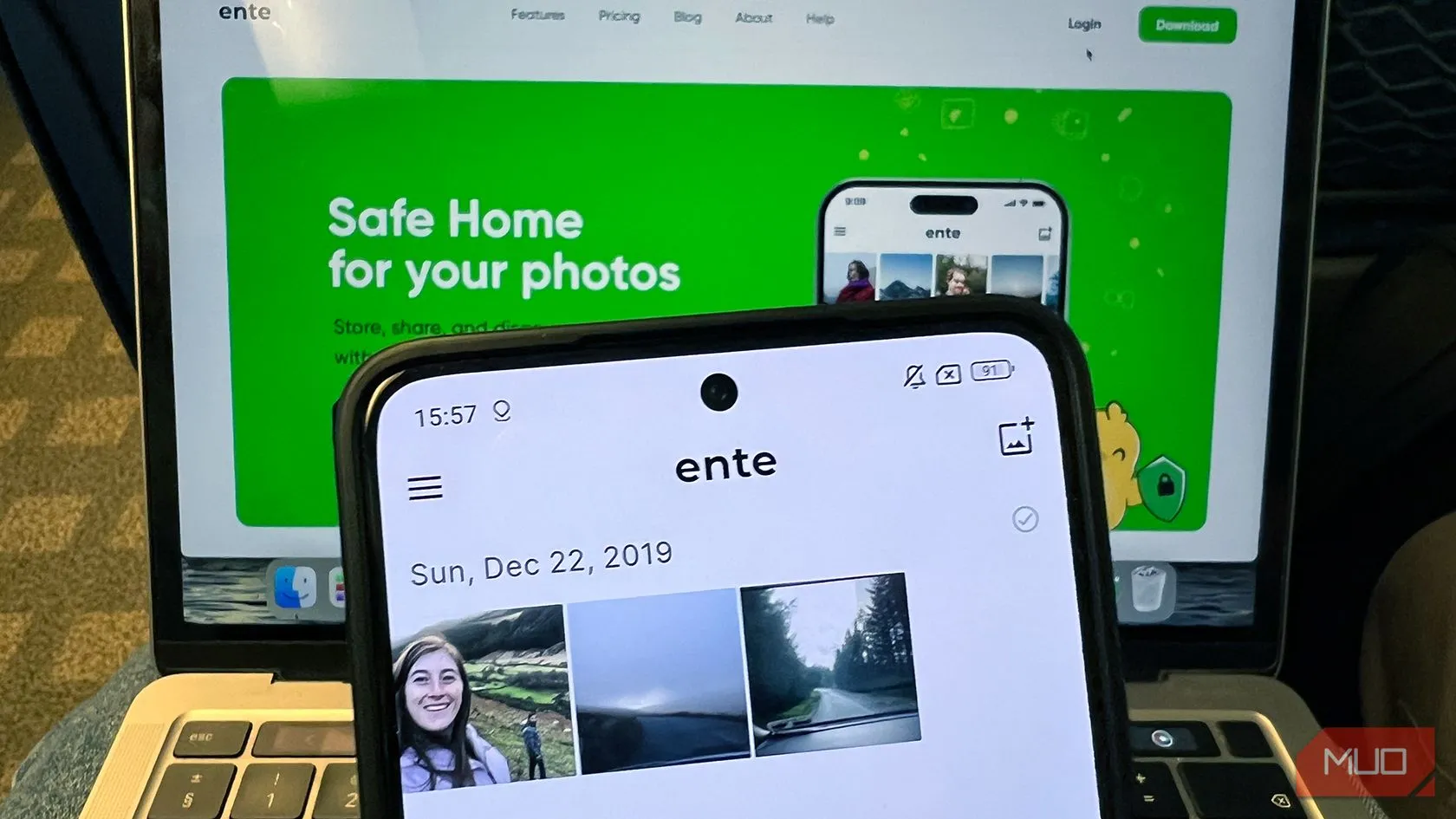 Ente Photos trên Android và MacBook thể hiện tính năng bảo mật và quyền riêng tư cao