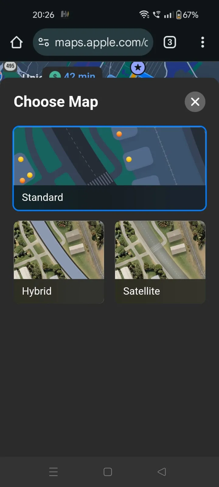 Giao diện Apple Maps với các chế độ xem vệ tinh và hỗn hợp trên nền web di động