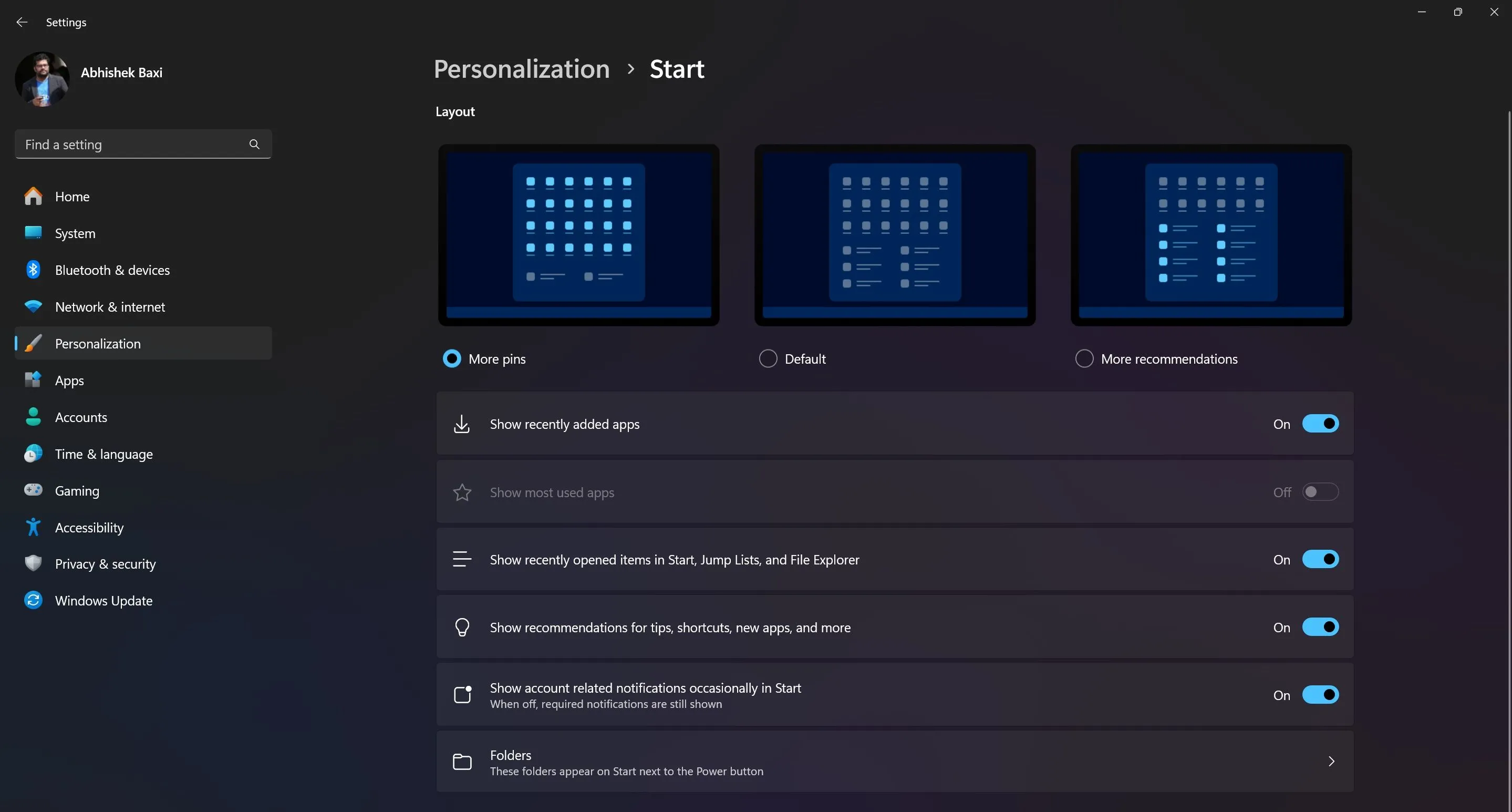 Giao diện cài đặt bố cục Start Menu Windows 11 với các tùy chọn ghim và đề xuất