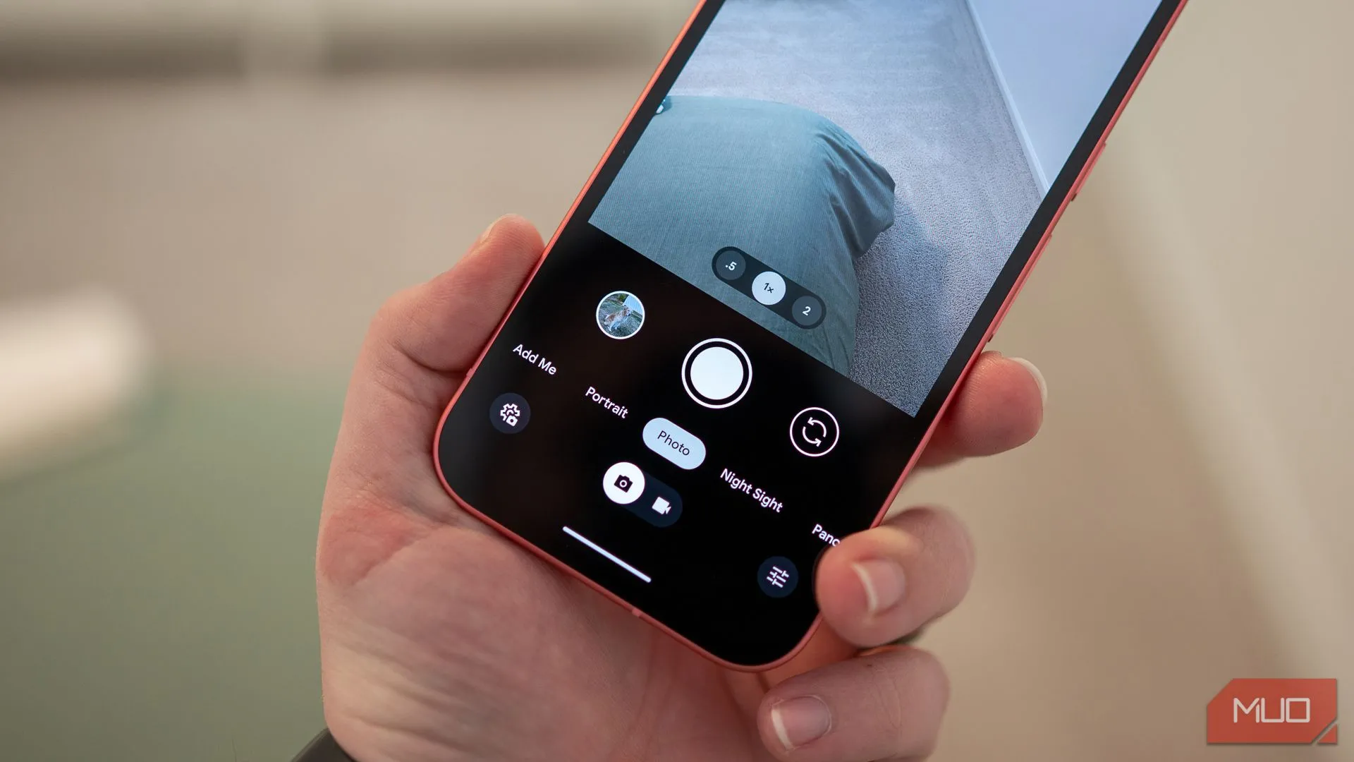 Giao diện camera Google Pixel 9a với các tùy chỉnh, làm nổi bật công nghệ nhiếp ảnh tính toán