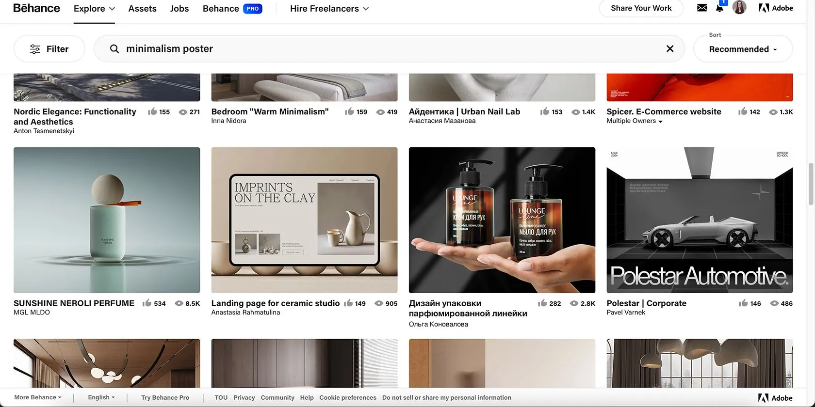Giao diện thiết kế tối giản trên Behance với bố cục gọn gàng, tập trung vào chữ và không gian âm