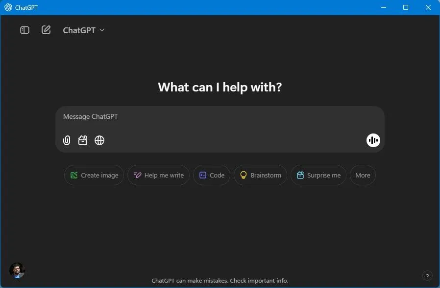 Giao diện ứng dụng ChatGPT trên Windows 11 hiển thị cửa sổ chat và thanh lịch sử bên trái
