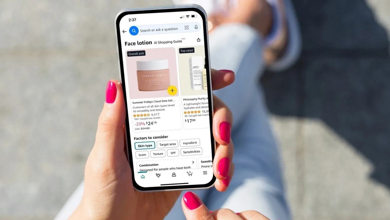 Giao diện ứng dụng mua sắm Amazon, minh họa quá trình tìm kiếm và so sánh giá sản phẩm.
