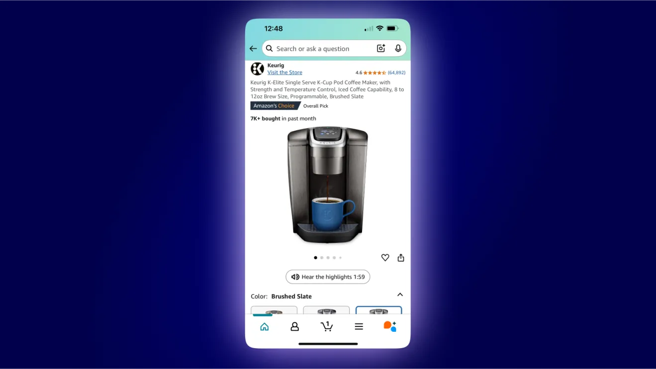 Giao diện ứng dụng mua sắm Amazon với nút "Hear the highlights" hiển thị tính năng tóm tắt sản phẩm bằng giọng nói AI.