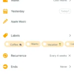 Giao diện ứng dụng Spendee trên iOS hiển thị biểu đồ chi tiêu và các khoản mục