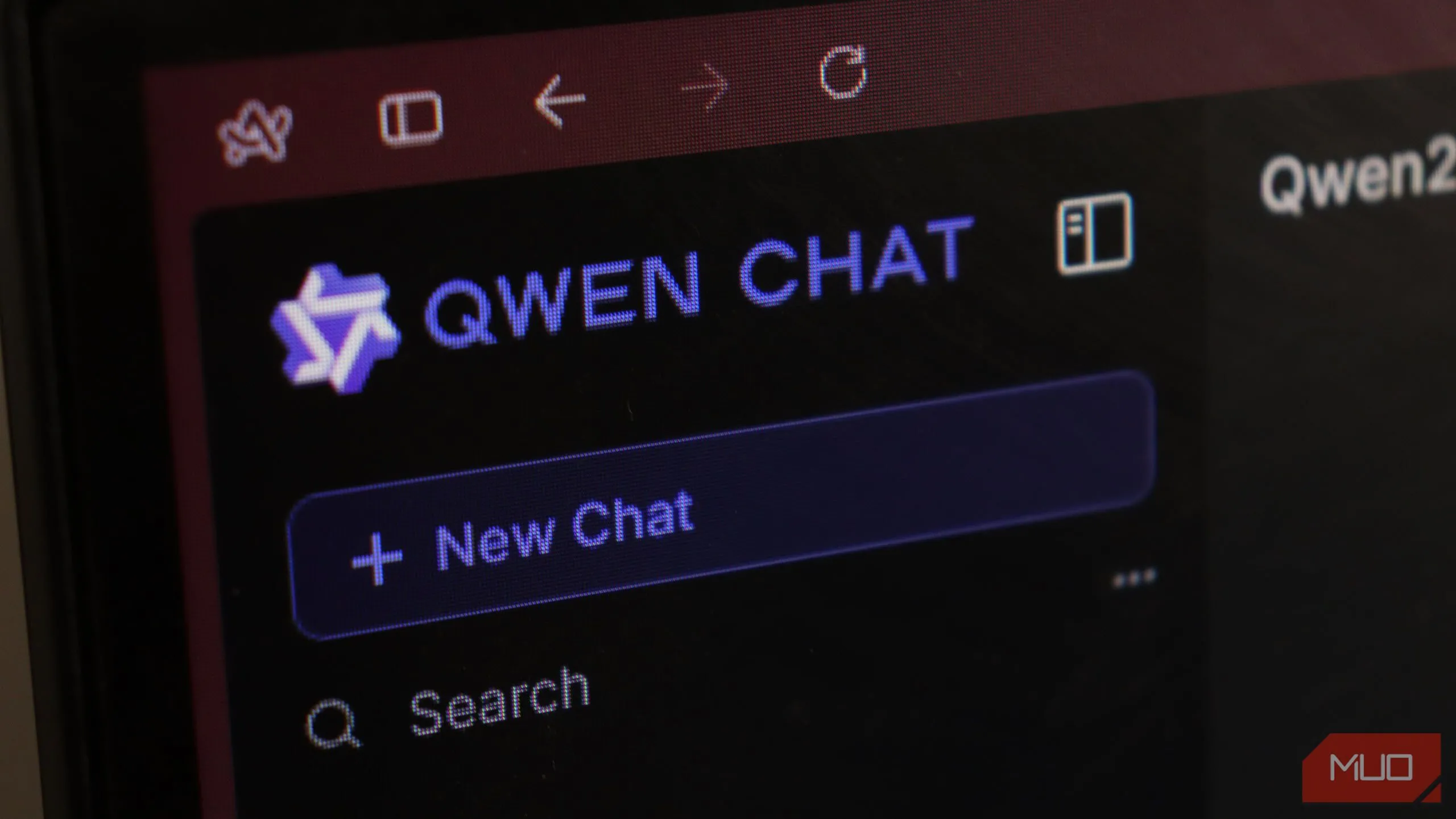 Giao diện website Qwen Chat AI, một trong những mô hình ngôn ngữ lớn của Alibaba được nghiên cứu về khả năng tự nhân bản.