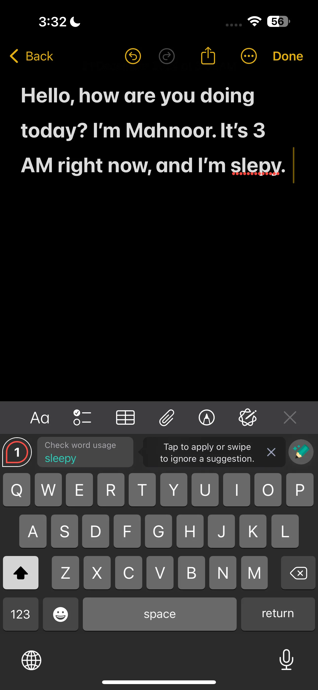 Grammarly hiển thị các gợi ý sửa lỗi chính tả và ngữ pháp khi nhập liệu trên iPhone