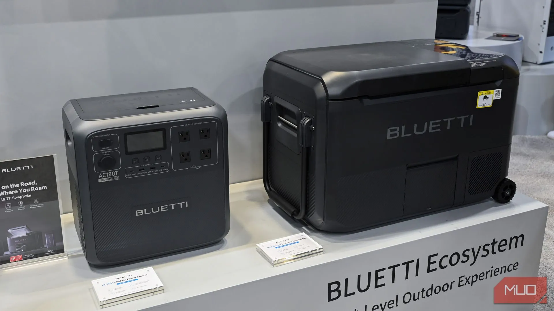Hệ thống Bluetti SwapSolar tích hợp trạm sạc AC180T và tủ lạnh MultiCooler tiện lợi