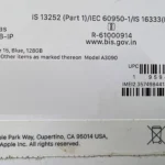 Hình ảnh hộp iPhone hiển thị số IMEI và thông tin sản phẩm trên nhãn dán