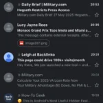 Hộp thư đến Gmail trên iPhone với giao diện sạch sẽ, nhiều email đã phân loại