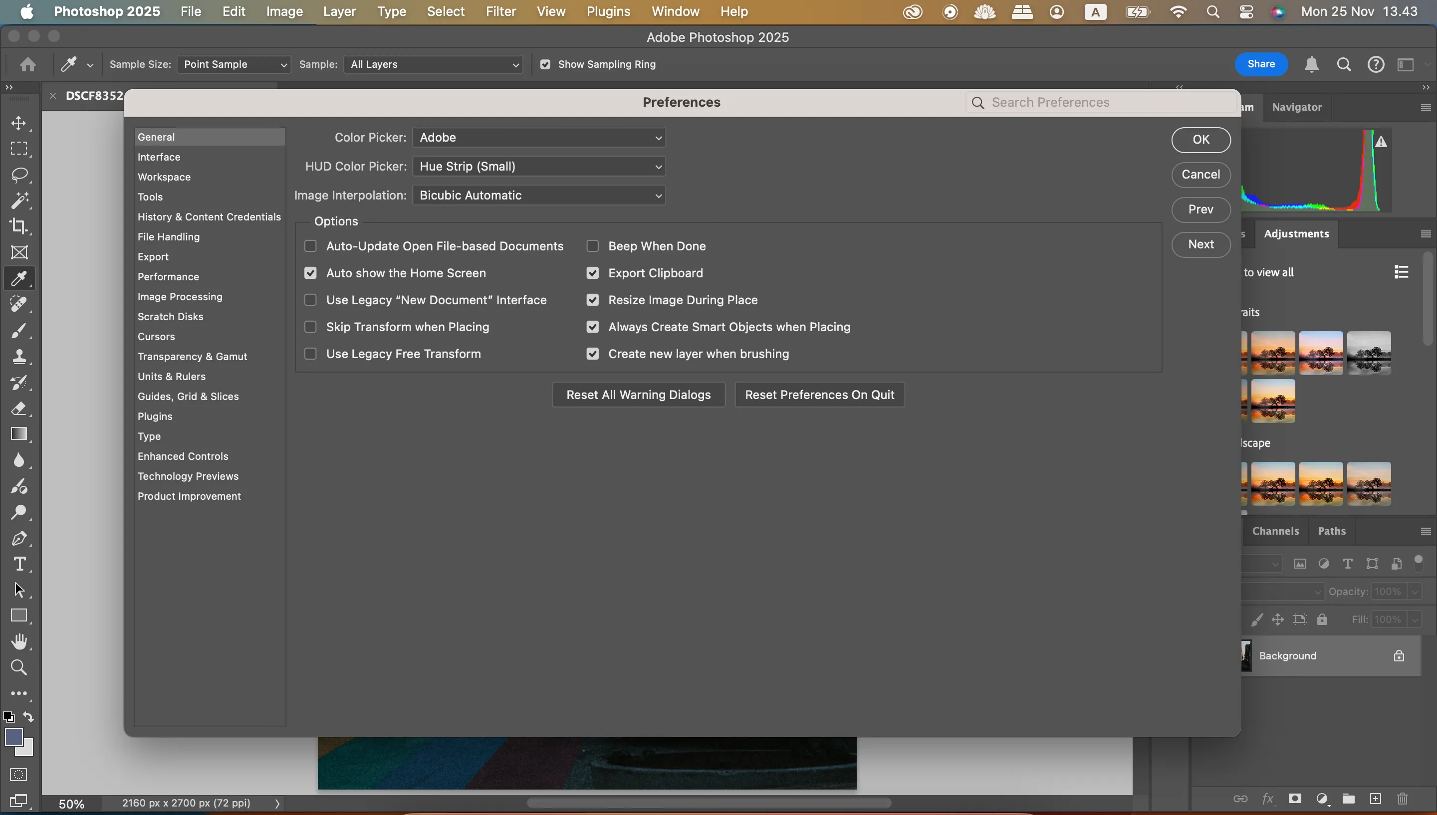 Hướng dẫn đặt lại tùy chọn (preferences) trong Adobe Photoshop để khắc phục lỗi không lưu được ảnh