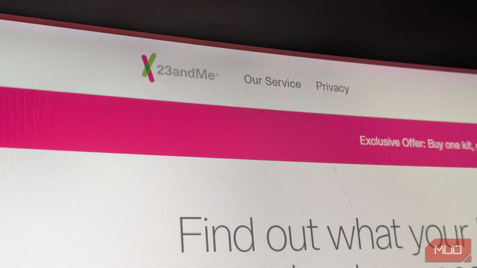 Logo 23andMe trên trang web, minh họa cho vụ rò rỉ dữ liệu di truyền nghiêm trọng