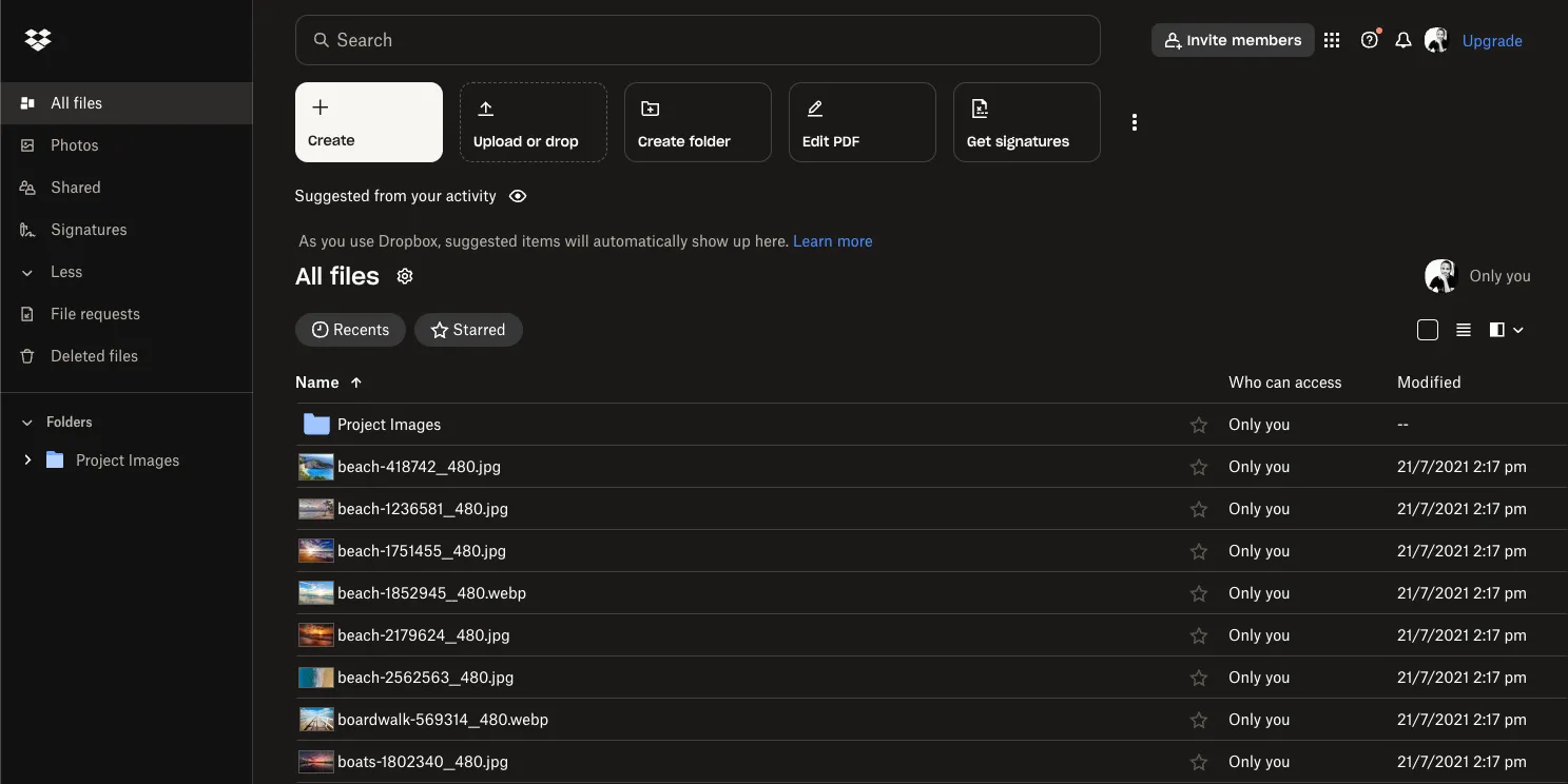 Màn hình chính của Dropbox Vault, thể hiện không gian lưu trữ an toàn cho các tệp quan trọng sau khi nâng cấp lên gói trả phí