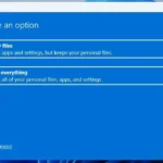 Màn hình tùy chọn "Choose an option" khi reset máy tính Windows, với các lựa chọn như "Keep my files" và phương thức cài đặt lại.