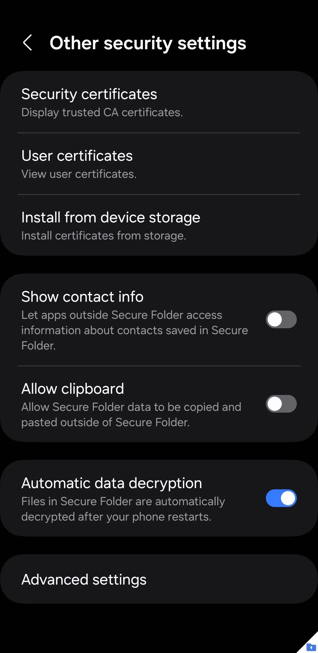 Menu cài đặt bảo mật của Thư mục bảo mật trên điện thoại Samsung, hiển thị tùy chọn giải mã dữ liệu tự động sau khi khởi động lại.