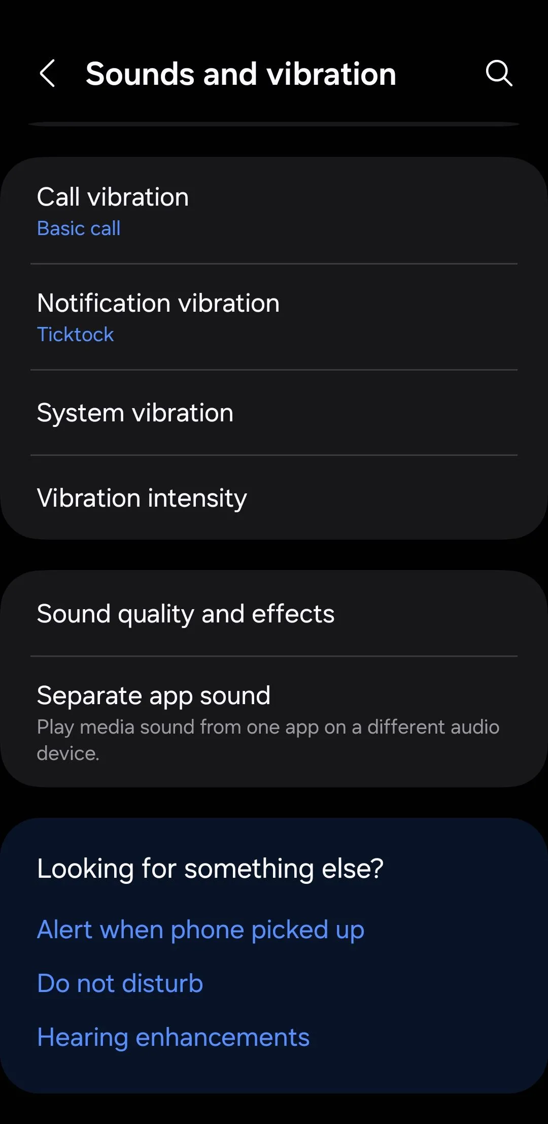 Menu Chất lượng âm thanh và hiệu ứng trên điện thoại Samsung, nơi kích hoạt tính năng âm thanh vòm Dolby Atmos.