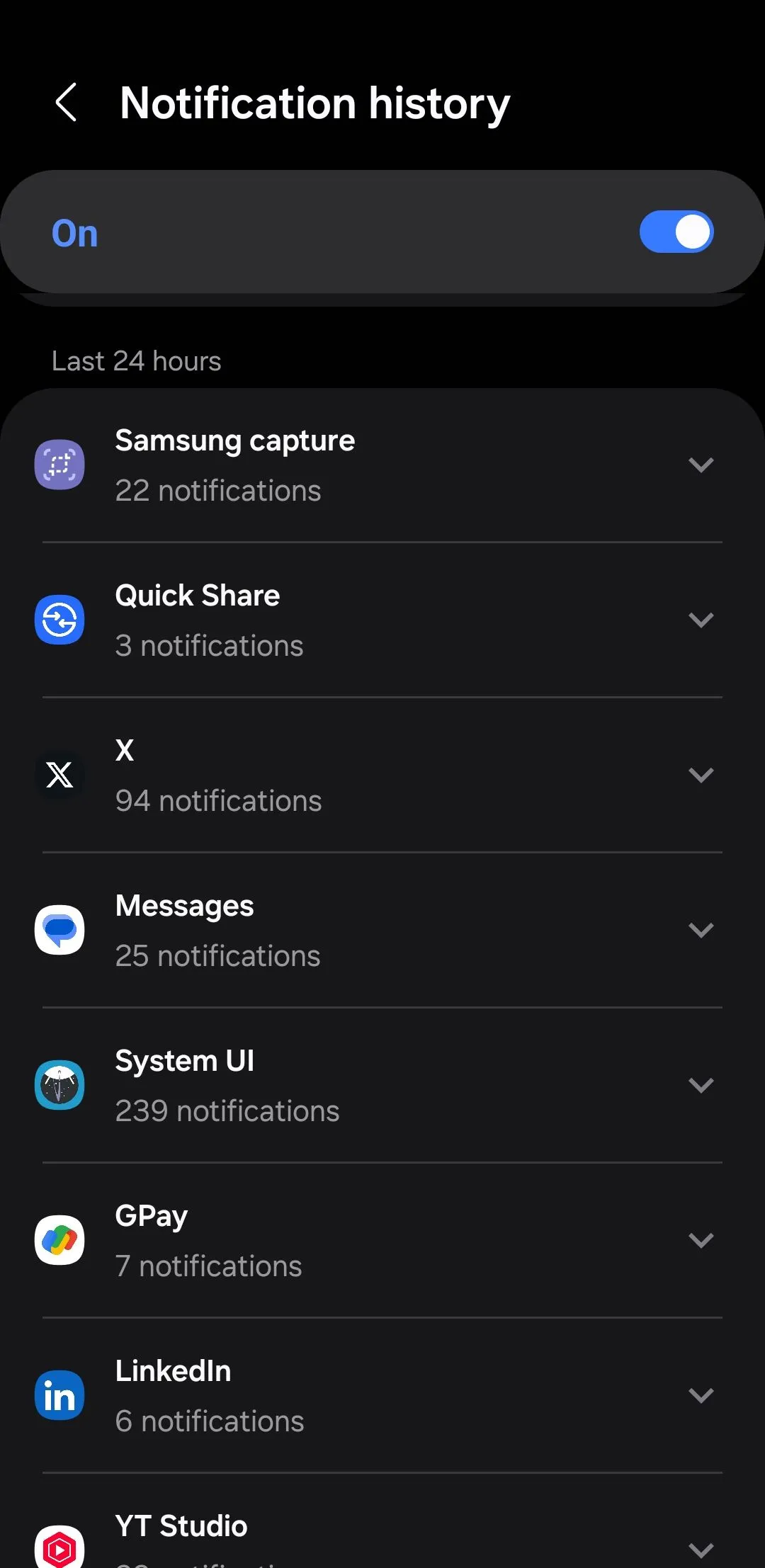 Menu lịch sử thông báo trên Android, hiển thị các thông báo đã nhận và đã bị xóa