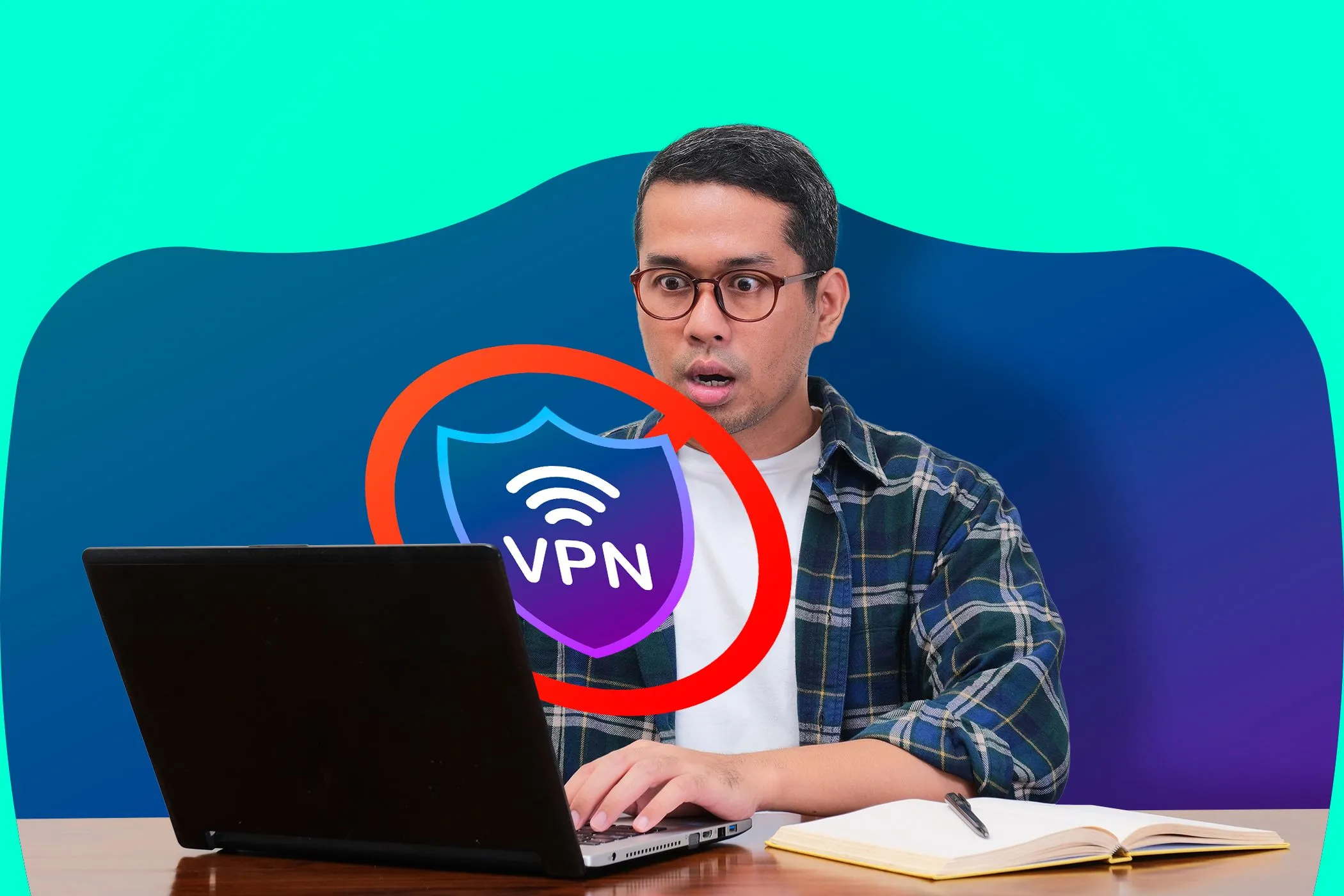 Người dùng máy tính xách tay ngạc nhiên nhìn màn hình VPN, thể hiện sự ảnh hưởng của việc sử dụng VPN đến tốc độ internet khi kiểm tra.