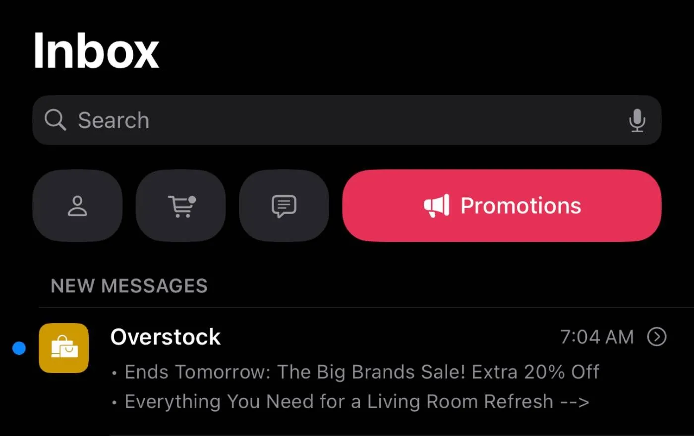 Phân loại email trong ứng dụng Mail của Apple trên iOS 18.2, hiển thị mục "Promotions" và một email từ Overstock, minh họa tính năng phân loại AI mới