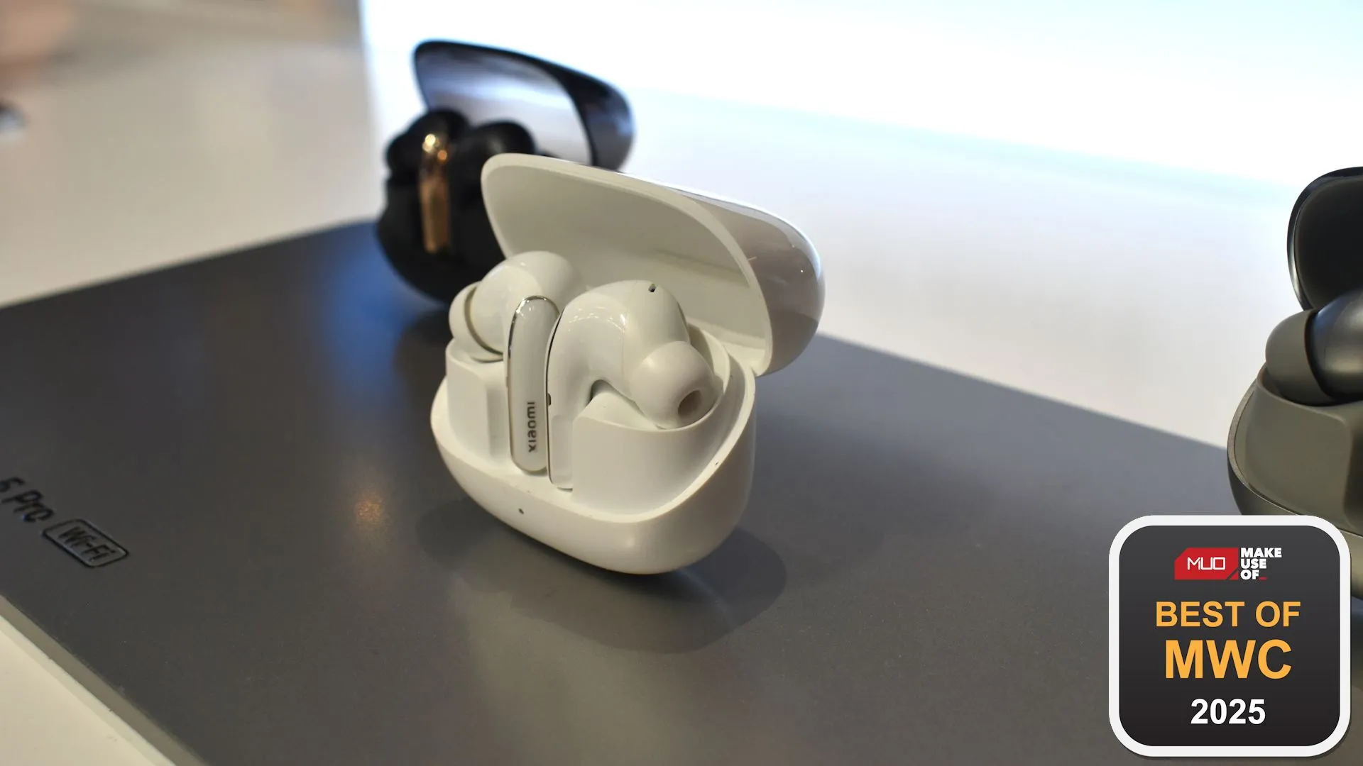 Tai nghe Xiaomi Buds 5 Pro Wi-Fi tại MWC 2025 với thiết kế hiện đại