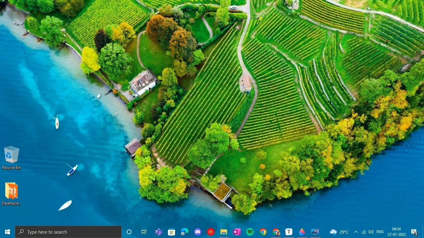 Thanh Taskbar của Windows 11 trở nên trong suốt với ứng dụng TranslucentTB