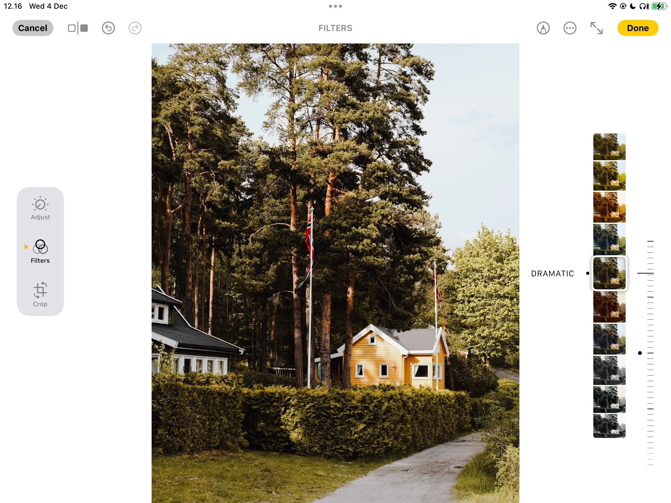 Thêm bộ lọc (filter) vào ảnh của bạn trong ứng dụng Apple Photos trên iPad