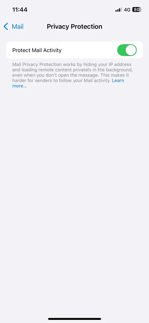 Thiết lập Bảo vệ quyền riêng tư thư trong cài đặt Mail trên iPhone