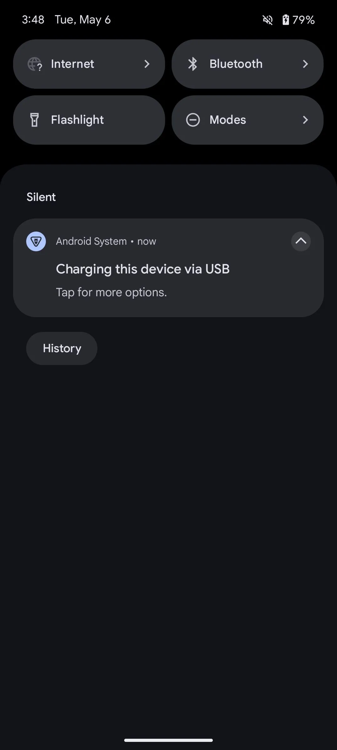 Thông báo Sạc thiết bị này qua USB trên điện thoại Pixel, cho phép chuyển sang chế độ webcam