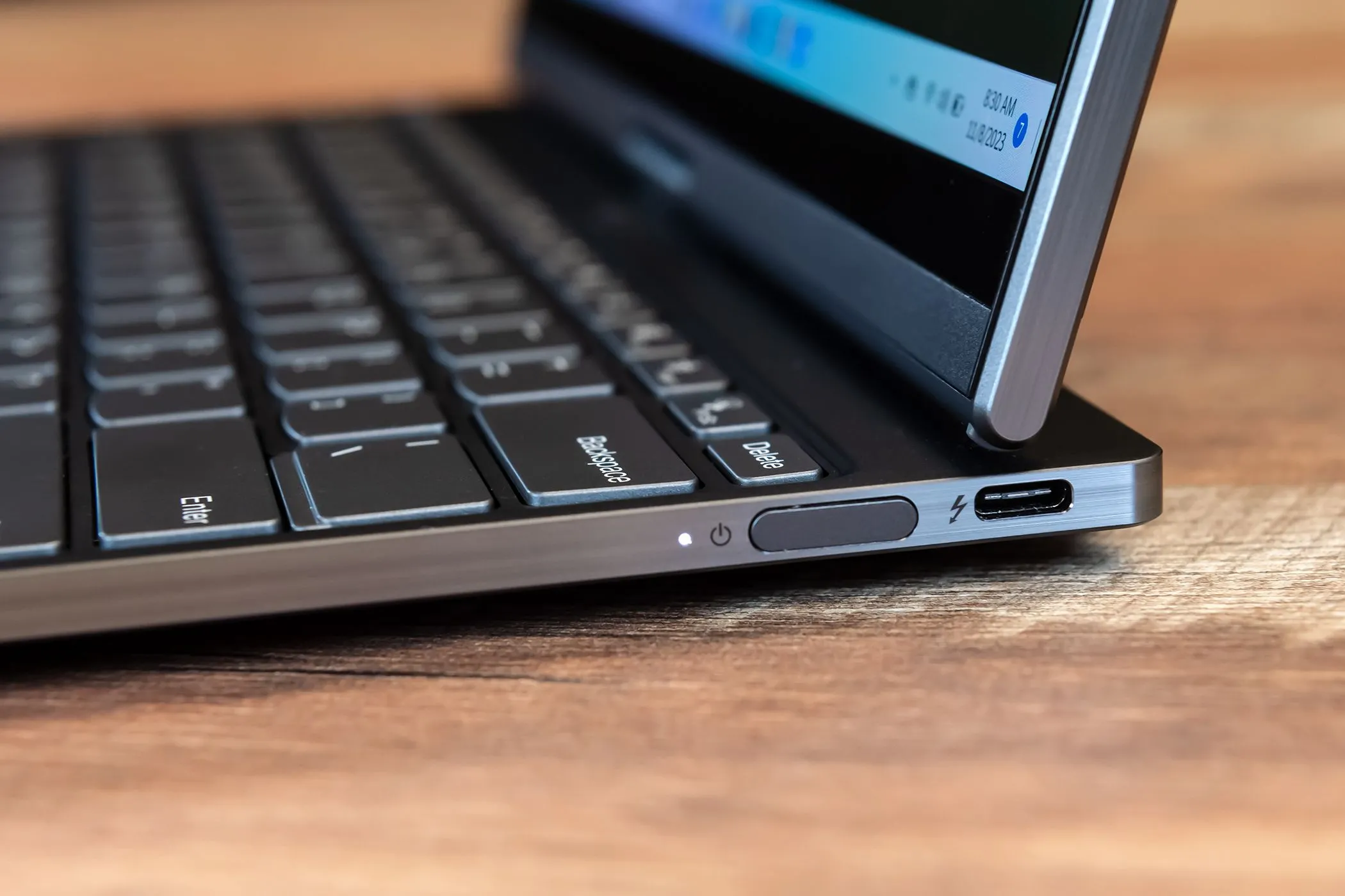 Thực hiện Hard Reset để khắc phục lỗi bàn phím không phản hồi