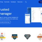 Trang chủ chính thức của Bitwarden hiển thị giao diện thân thiện và thông tin tổng quan về phần mềm quản lý mật khẩu
