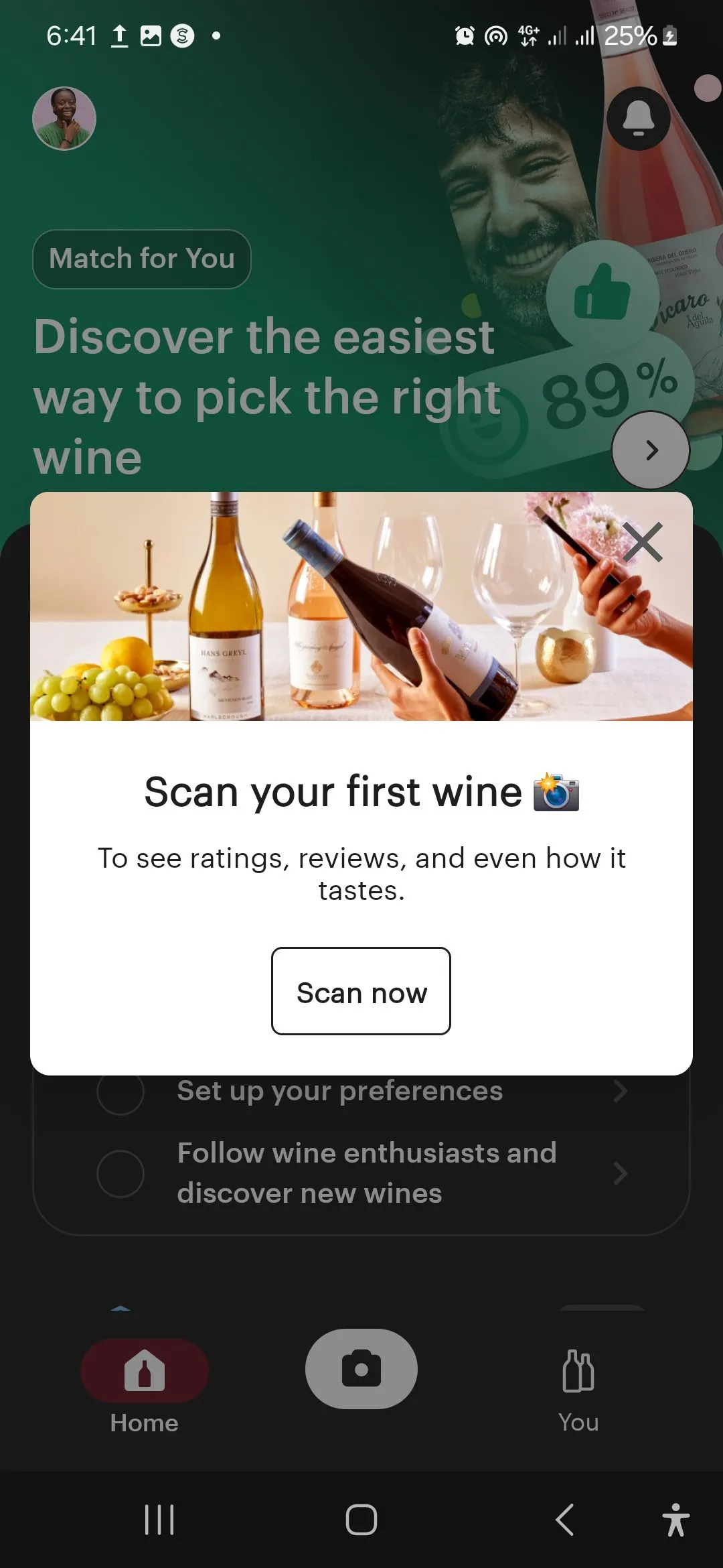 Trang chủ ứng dụng Vivino trên điện thoại di động, chuyên về nhận diện và đánh giá rượu vang