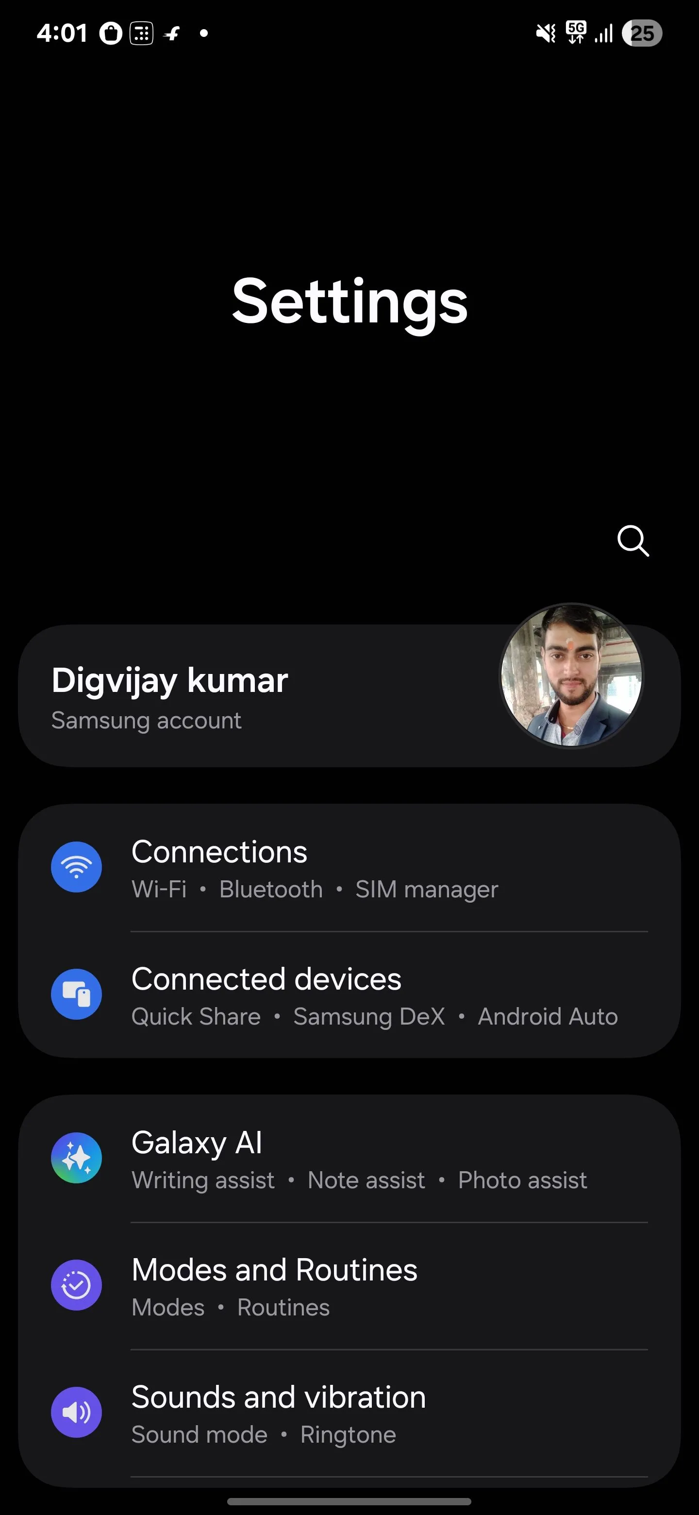 Truy cập mục Kết nối trong cài đặt Samsung để quản lý các tùy chọn liên quan đến mạng và thiết bị.