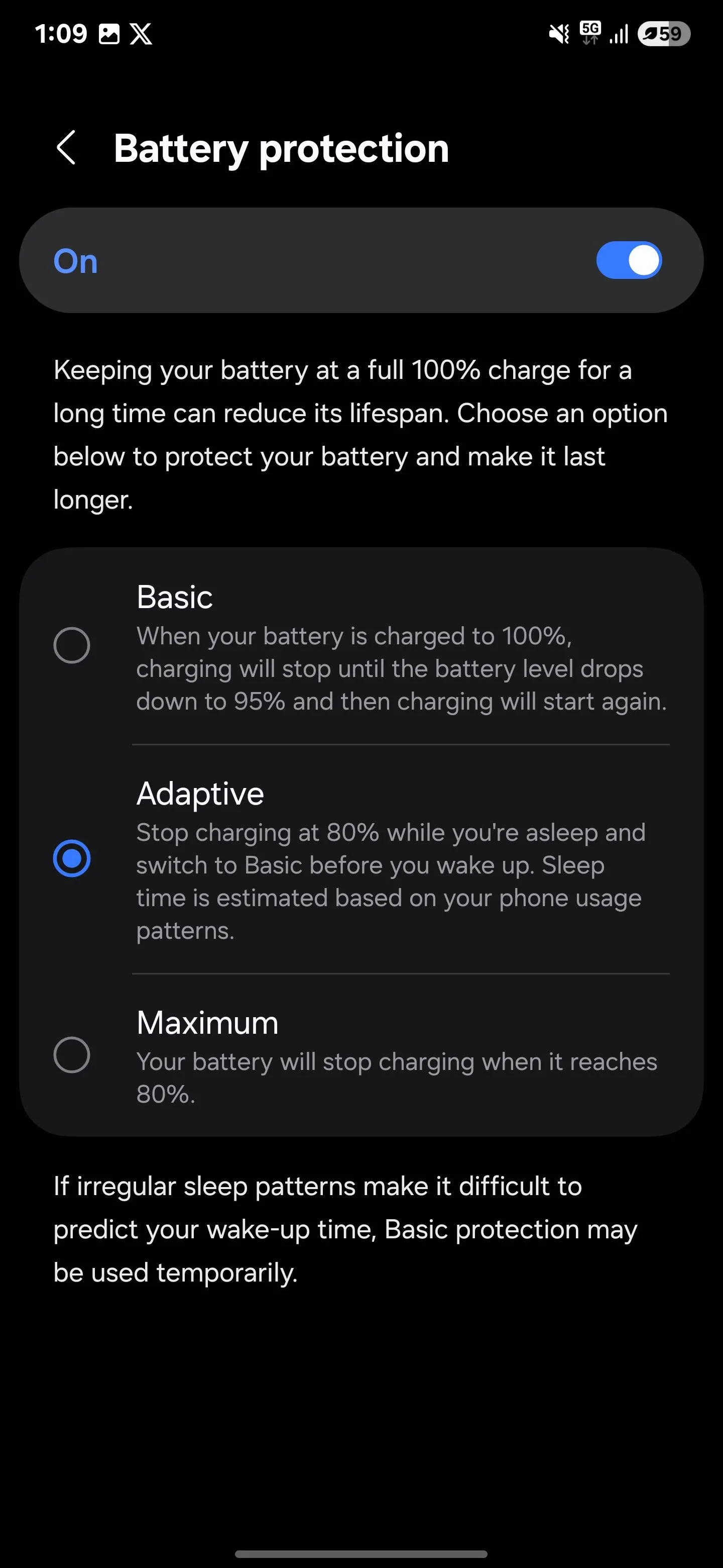 Tùy chọn Bảo vệ pin với chế độ Thích ứng (Adaptive) được kích hoạt trên Galaxy S25 Ultra, giúp kéo dài tuổi thọ pin bằng cách điều chỉnh sạc
