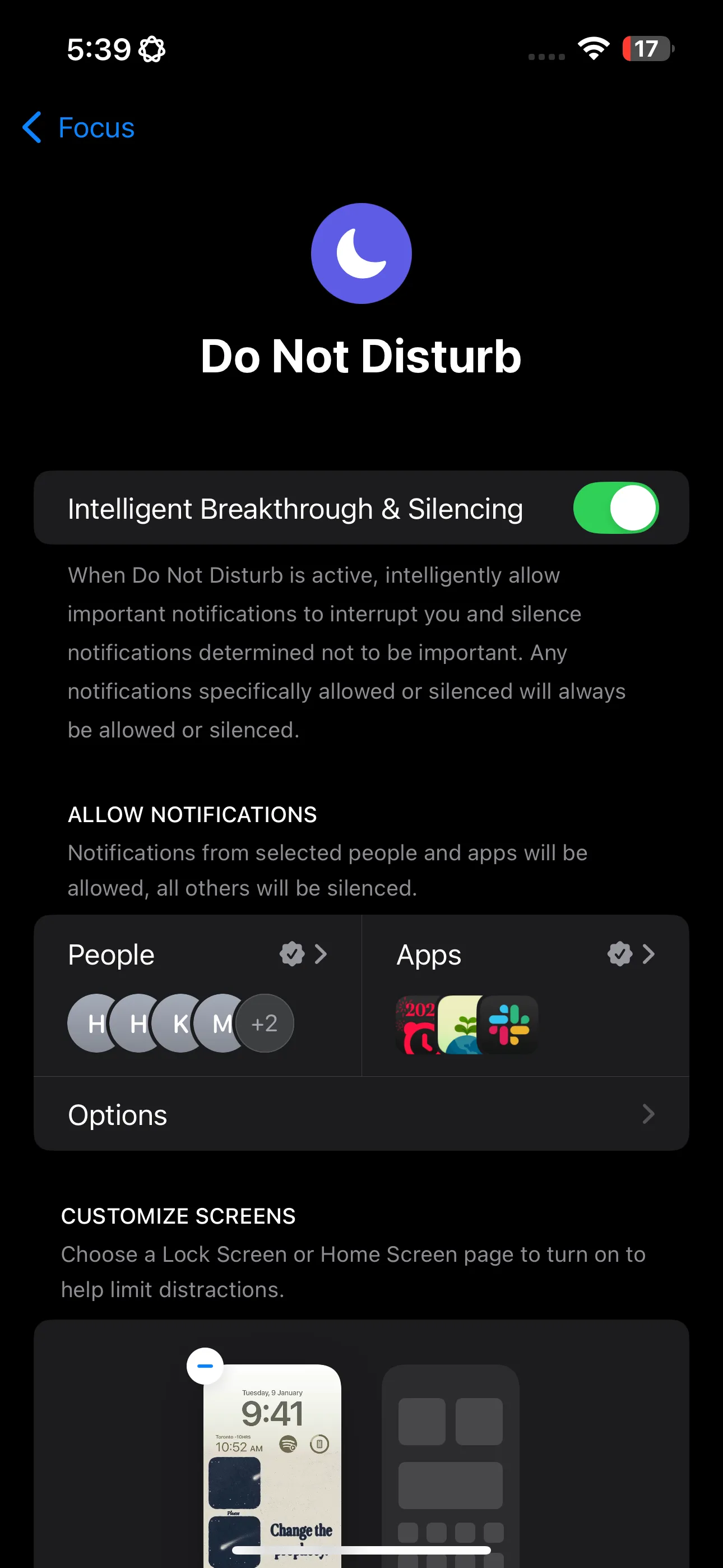 Tùy chọn bật &quot;Intelligence Breakthrough &amp; Silencing&quot; trong cài đặt của Chế độ Tập trung &quot;Không làm phiền&quot; trên iPhone.
