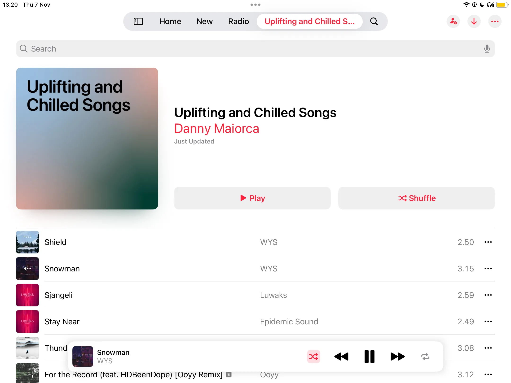 Ví dụ về một playlist nhạc truyền cảm hứng do người dùng tự tạo trên Apple Music