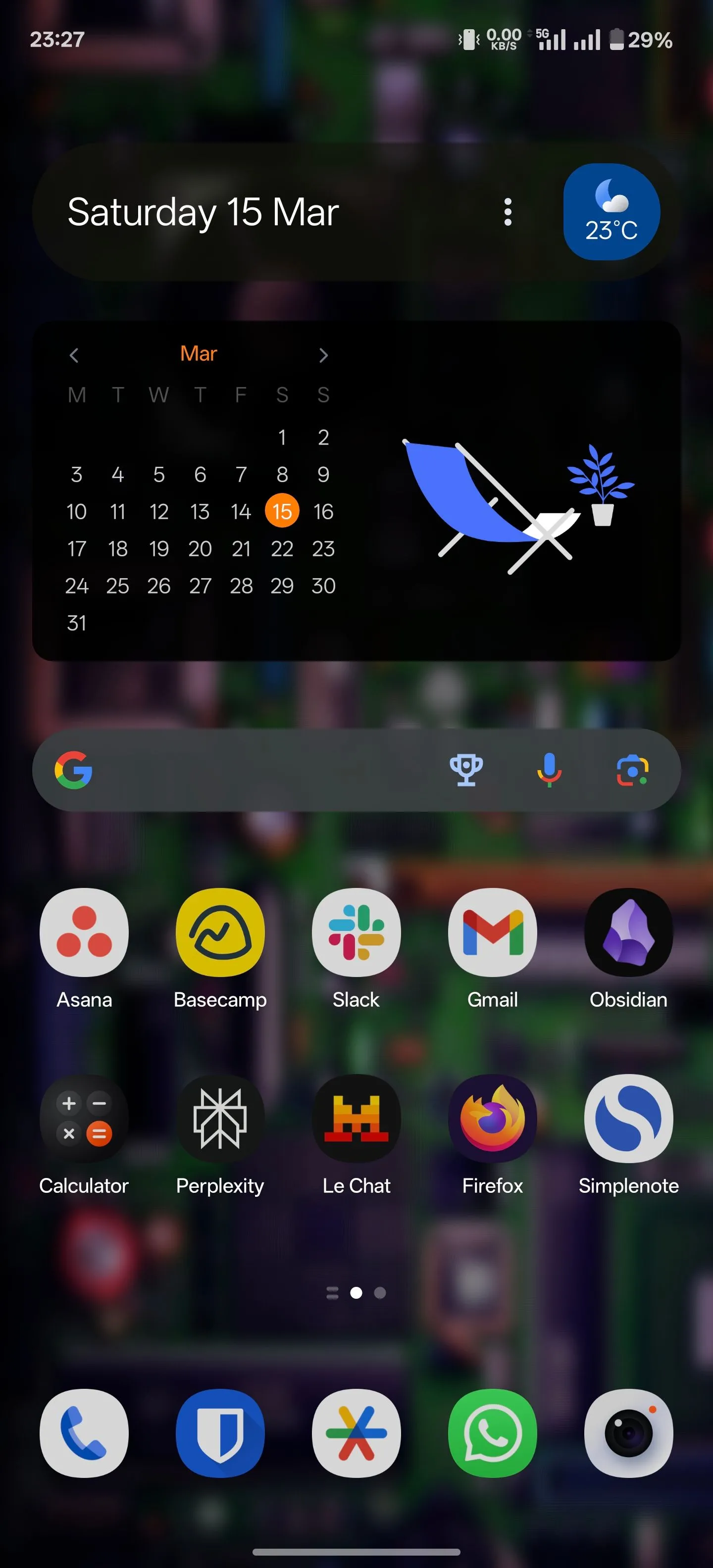Widget Google Search hiển thị phím tắt Thể thao được thêm vào trên điện thoại Android.