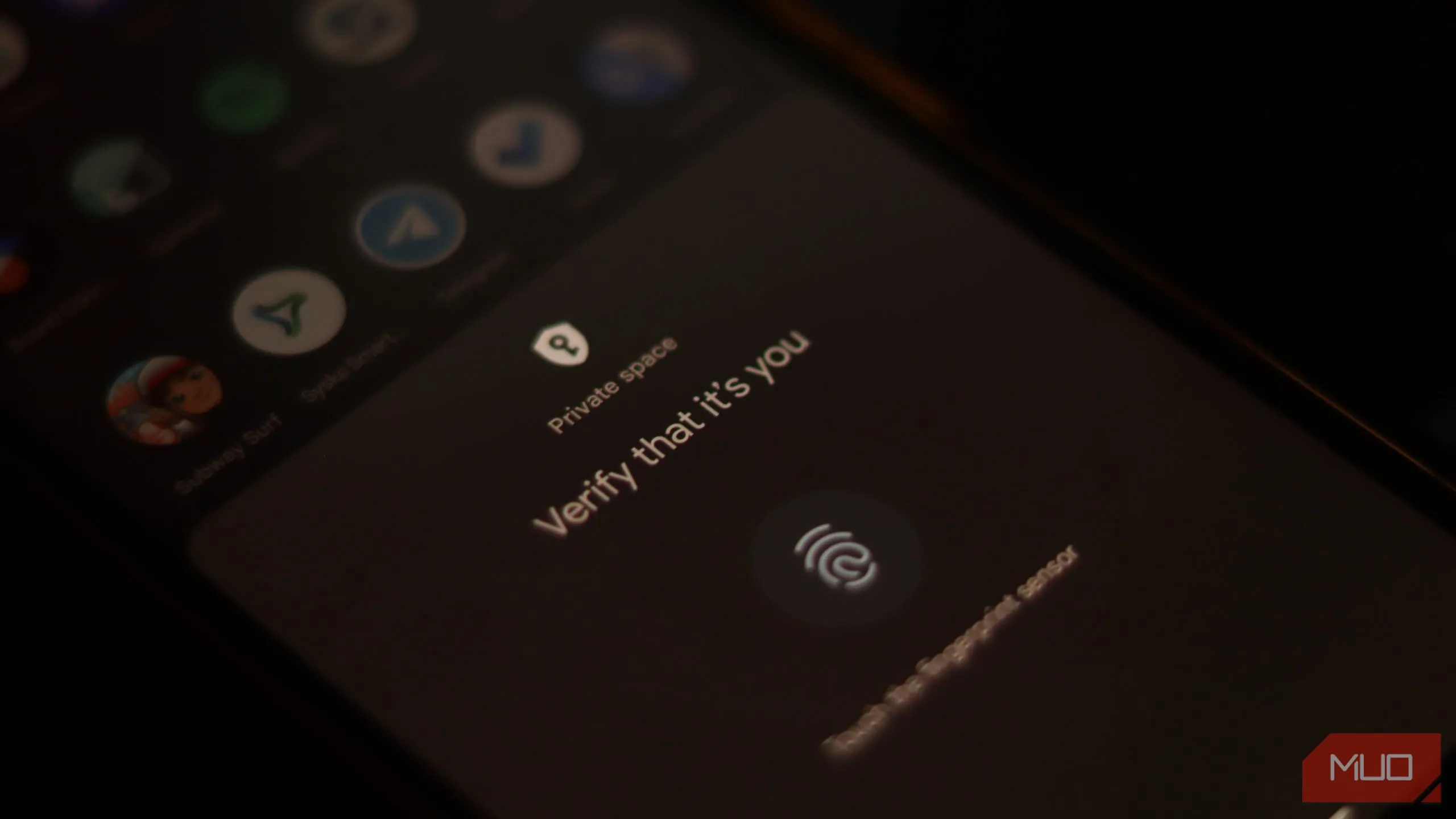 Yêu cầu xác thực sinh trắc học để truy cập không gian riêng tư (Private Space) trên Android
